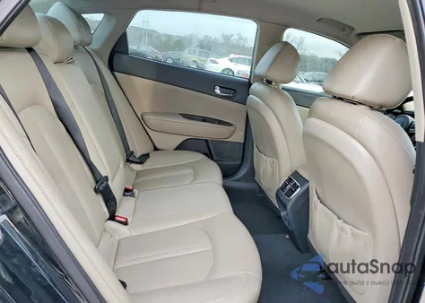 2016 Kia Optima Ex z USA, uszkodzony, nr VIN 5XXGU4L38GG048838